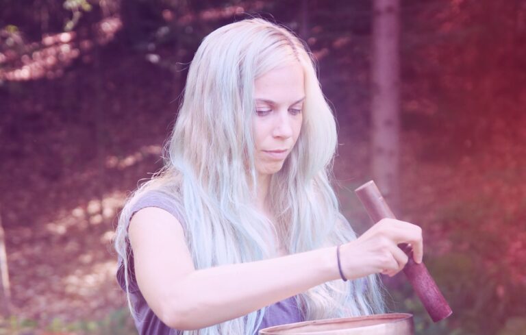 Brez TEME ne bi vedeli kaj je SVETLOBA DanYoga