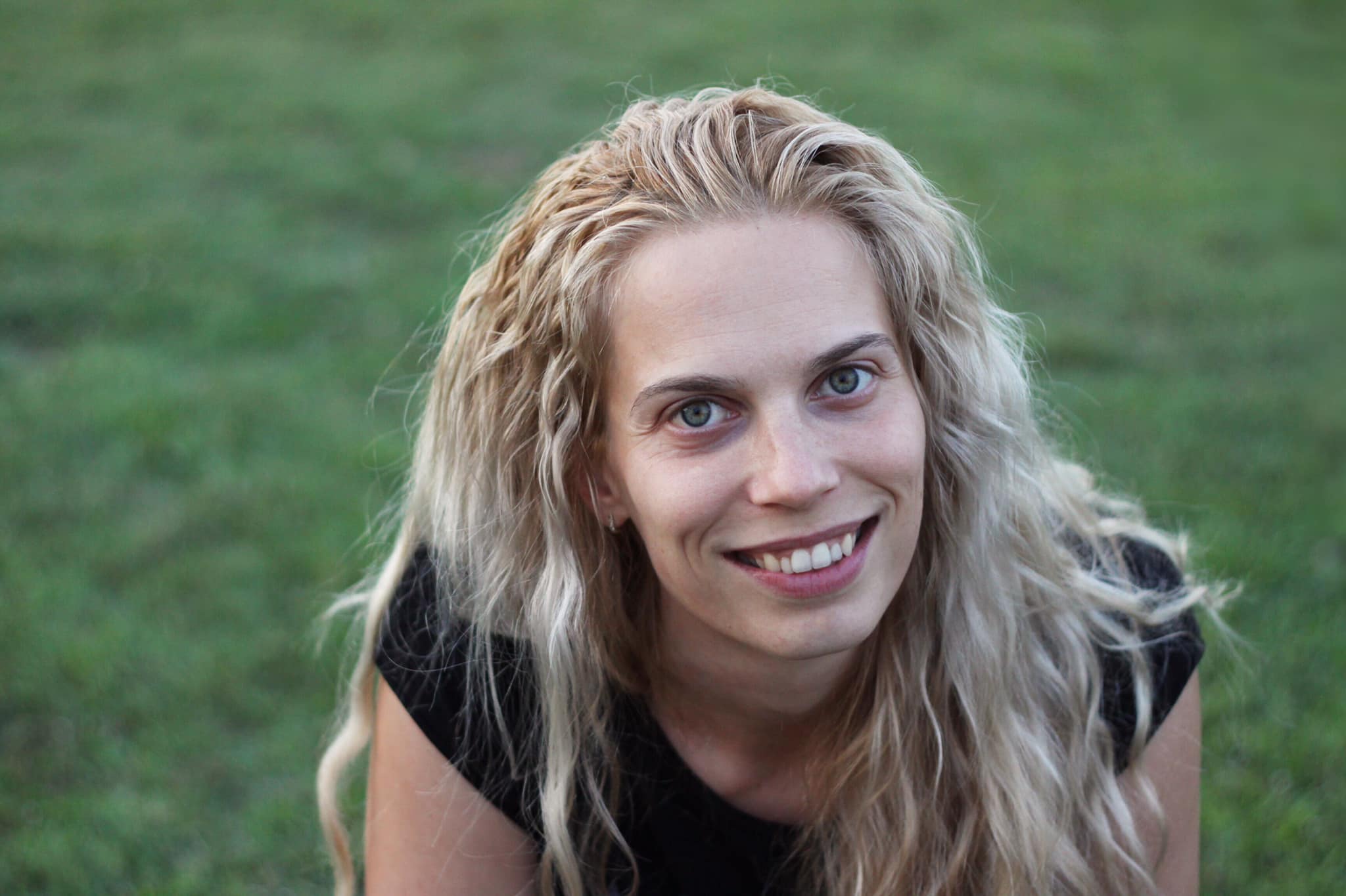 Resnica je, da moja, tvoja, naša, energija teče tja, kamor usmerjamo pozornost, svoje misli DanYoga JOga